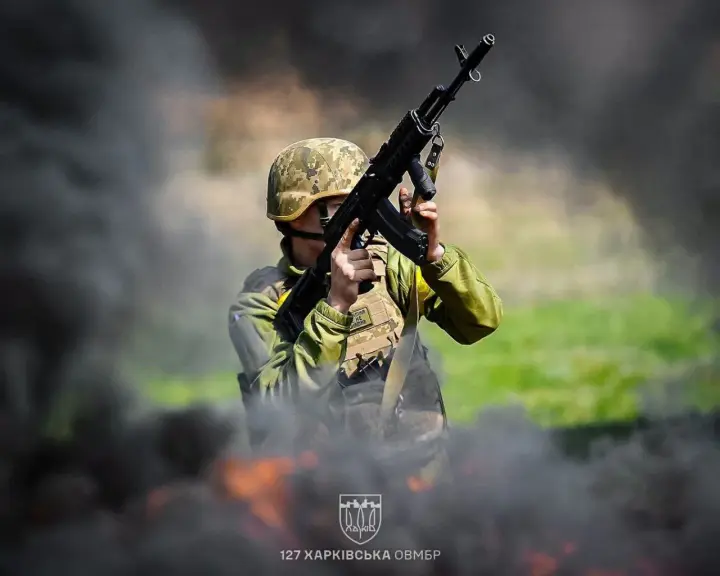 На фронті 57 боїв, половина - на трьох напрямках