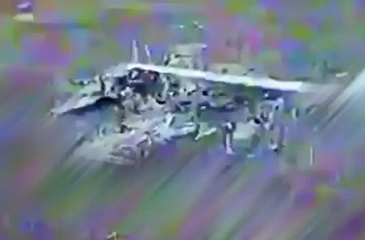 ЗСУ оприлюднили відео палаючих уламків збитого російського Су-35