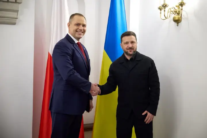 We must be constructive and delicate - Zelenskyy on meeting with Nawrocki at the NATO summit