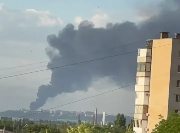 "Now there is not a single Russian oil refinery that Ukrainian weapons cannot reach": Zelenskyy summed up the week