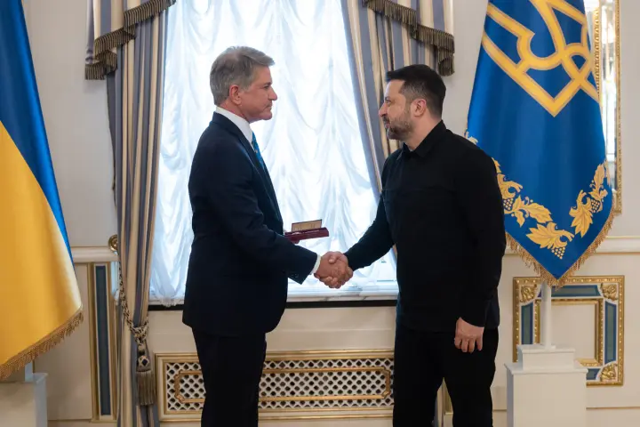 Zelenskyy discussed long-range strikes and sanctions against russia with Congressman McCaul