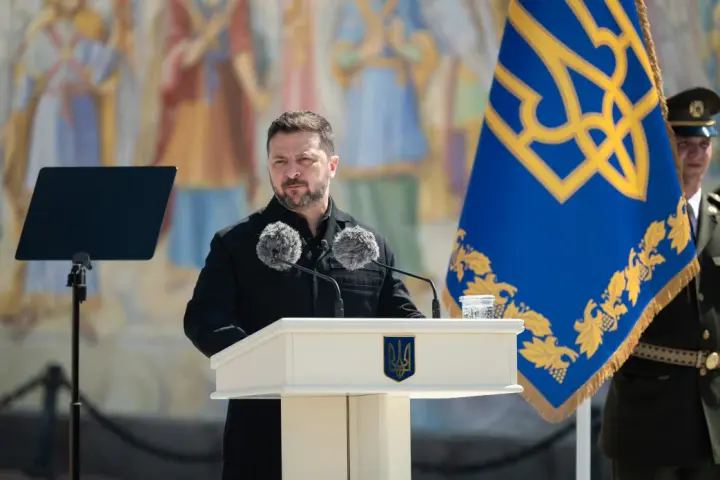 Зеленский проведет встречу с министром обороны и руководством армии перед заседанием "Слуги народа"