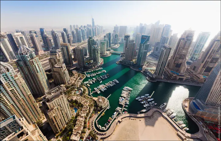 Explosions rang out in the center of Dubai - media