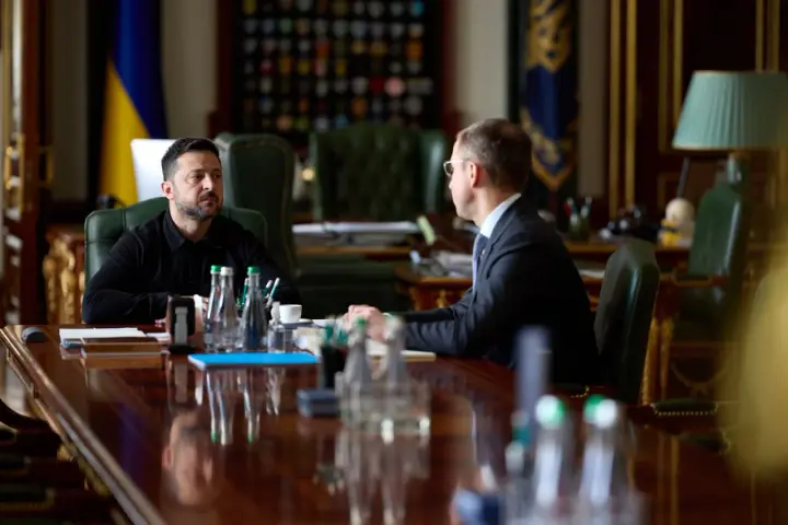 Зеленський провів першу нараду з Корецьким: говорили про урядову програму, очільників Міноборони, МЗС та Нафтогазу