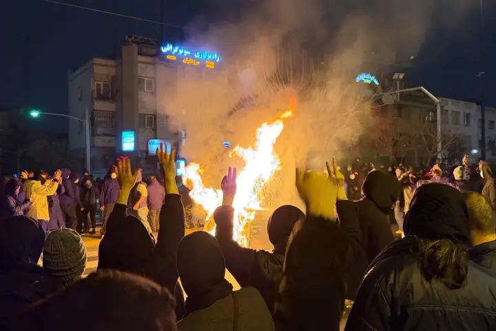 Iran executes two participants of anti-government protests - media