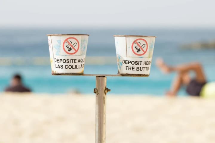 Spain plans to ban smoking on terraces and beaches as part of a new anti-tobacco law