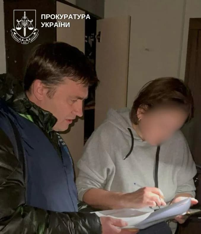 A doctor in Kyiv was sentenced to 2 years in prison for the death of a woman in childbirth, whose two children were left orphans