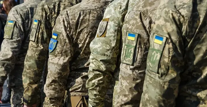В Винницкой области нарушитель воинского учета ранил ножом военнослужащего ТЦК