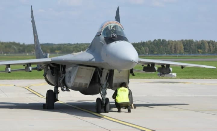 В Польше заявили, что решение о передаче МиГ-29 Украине должно быть принято в ближайшие недели