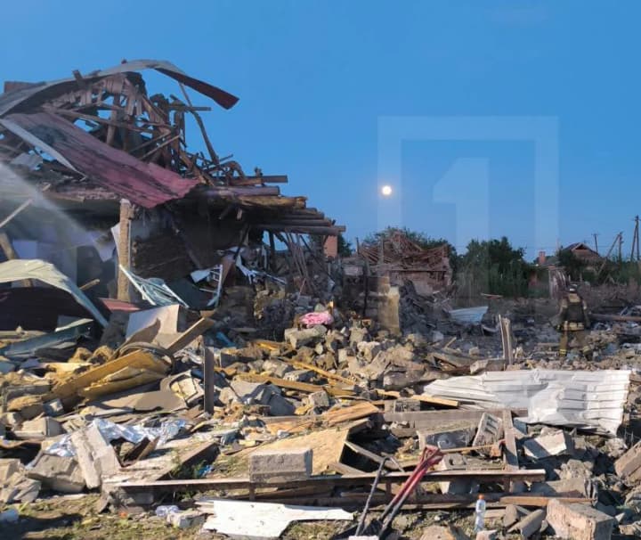 Near Kryvyi Rih, a Russian missile destroyed the home of a large family, killing six people