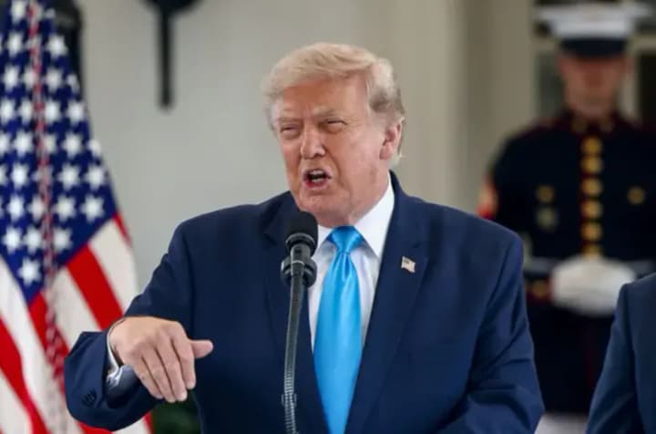 Трамп наказав завдати нових ударів по Ірану вже цими вихідними - WSJ