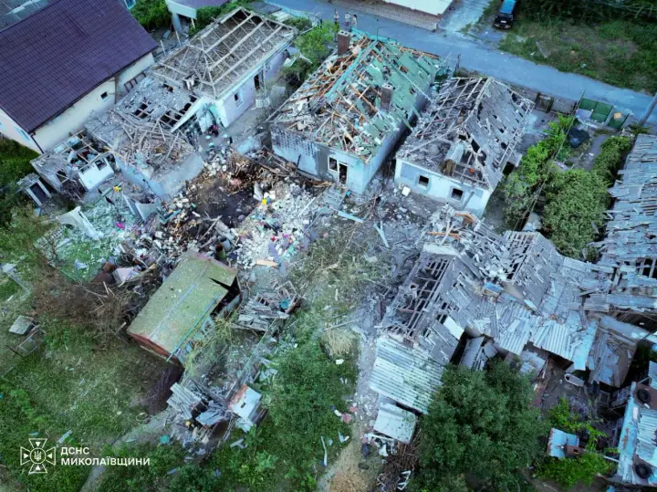 Mykolaiv suffered nighttime Russian drone attack: woman died, seven injured