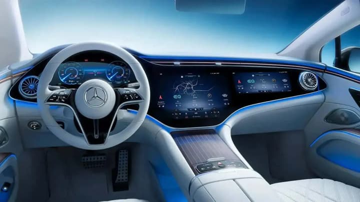 Mercedes-Benz admits mistake and brings back physical buttons in cars