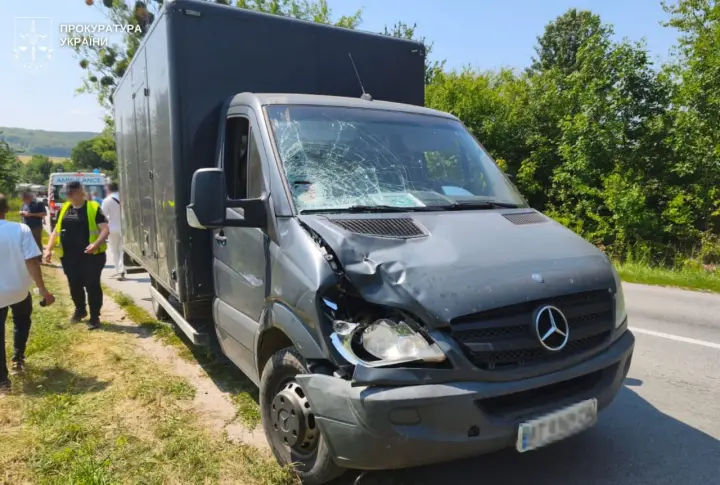 In Lviv region, a military man was fatally struck; the driver's alcohol level was almost three times the norm - prosecutor's office