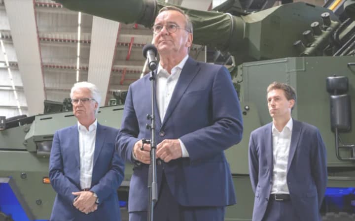 Пісторіус міг випадково підтвердити передачу Україні найсучасніших гаубиць RCH-155 – Bild