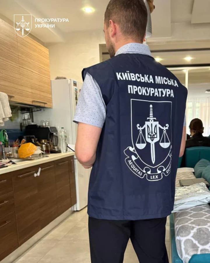 Україна та Чехія викрили шахрайський call-центр, який ошукав іноземців на понад 8 мільйонів гривень
