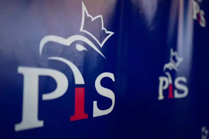 Poland’s Law and Justice party will propose deporting Ukrainians of conscription age who are not officially employed