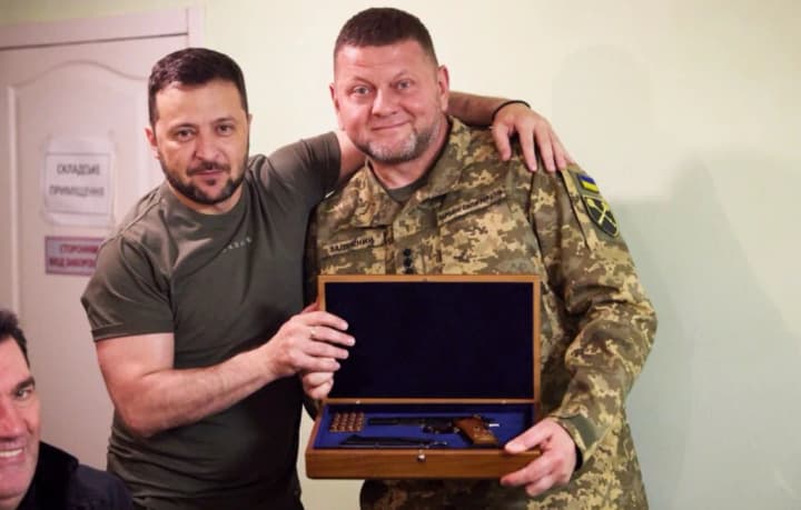 Poll shows whom Zelenskyy would lose to in the second round of the presidential election
