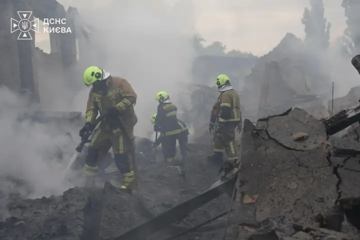 Body of deceased person found in Kyiv after a Russian attack