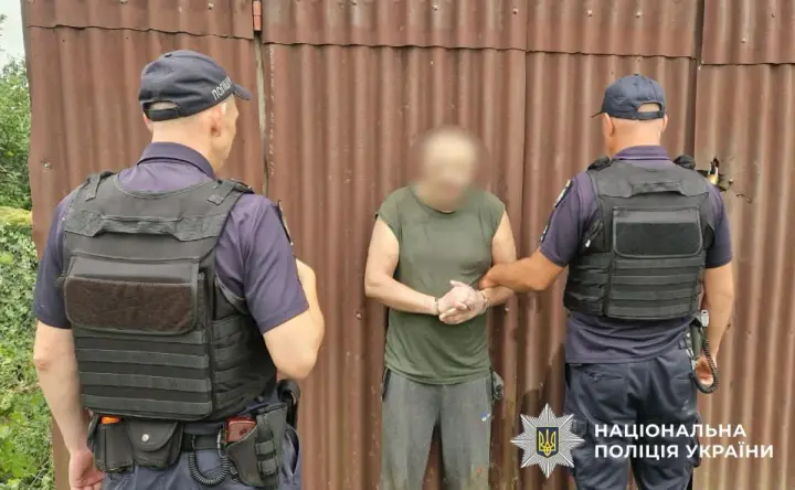 На Буковине задержали стрелка в полицейских, который 11 дней скрывался в лесу