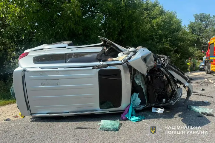 Потрійна ДТП сталася на трасі під Тернополем, серед постраждалих дитина