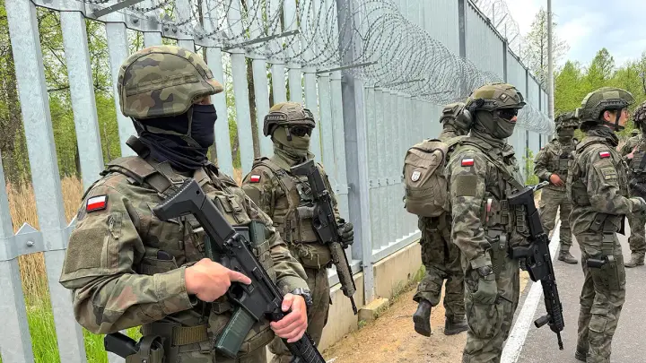 Poland and the Baltic states strengthen infrastructure protection amid threat of a Russian false-flag attack - Reuters