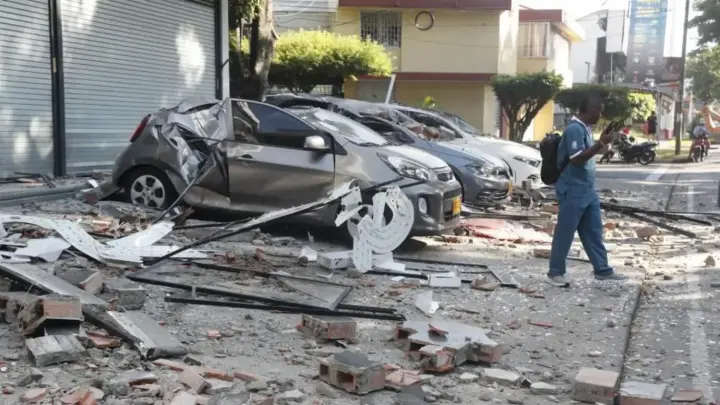 Earthquake in Colombia: at least 18 dead, people may be trapped under the rubble