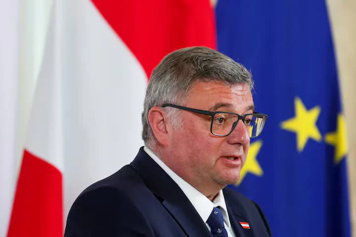 В Австрії викрили схему обходу санкцій для постачання обладнання російському ВПК