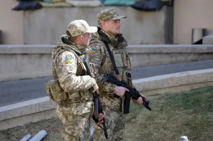 У центрі Загреба помітили "українських військових" зі зброєю біля відомого готелю