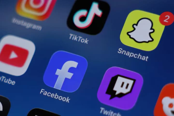 U.S. court allows thousands of lawsuits against Meta and other social networks to proceed