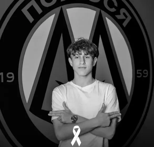 A 17-year-old player from the Polissya football academy has died suddenly