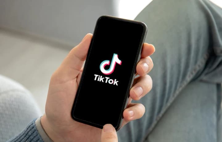 Білий дім скасував заборону на TikTok на урядових пристроях США