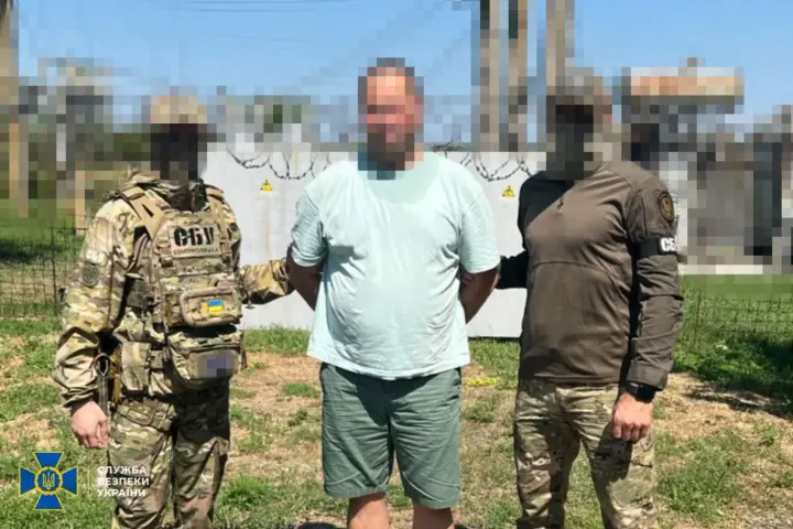 Four agents were detained for passing data on military facilities in three regions of Ukraine to the FSB