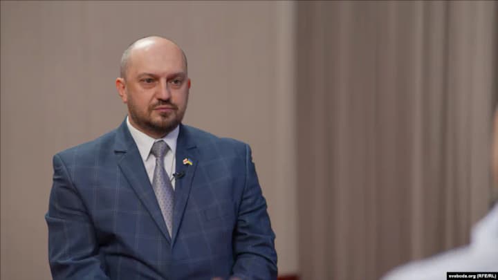 "Якщо ціна зустрічі буде варта того, щоб зустрітися, усе можливо" - український посол допустив зустріч з лукашенком