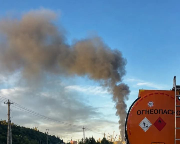 Сили оборони уразили комплекс "новатек" в усть-лузі - Генштаб