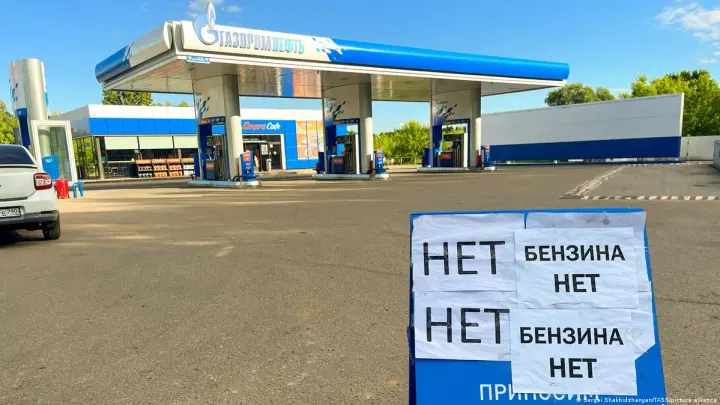 Imported gasoline in Russia got stuck in the port of Murmansk over price disputes - media