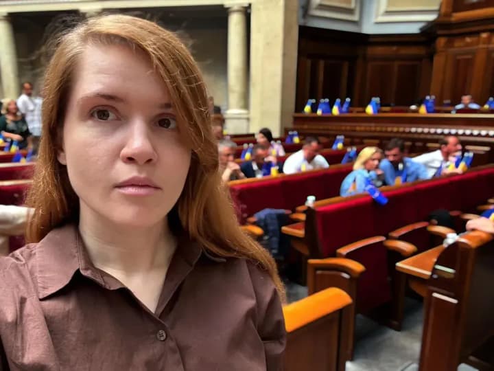 Bezugla returned to the Servant of the People faction after two years