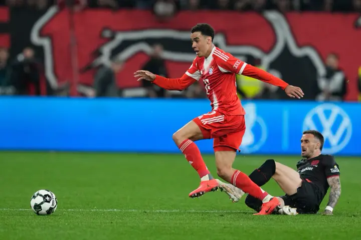Bayern player Musiala loses consciousness for the second time in four days during a match and spoke about his condition