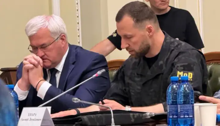 Сибигу и Хмару включили в состав СНБО