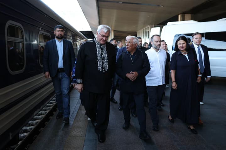 European leaders arrived in Kyiv for the 35th anniversary of Ukraine's independence