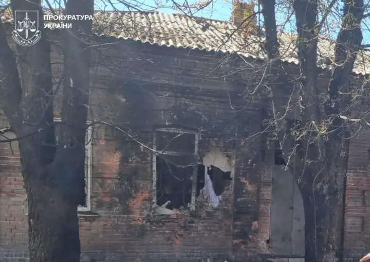 Ворог атакував низку населених пунктів на Донеччині: поранено 12 цивільних, у тому числі двох дітей