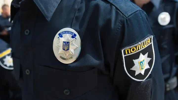 В Киеве произошла драка между патрульным и ветераном на протезе — правоохранители обнародовали видео