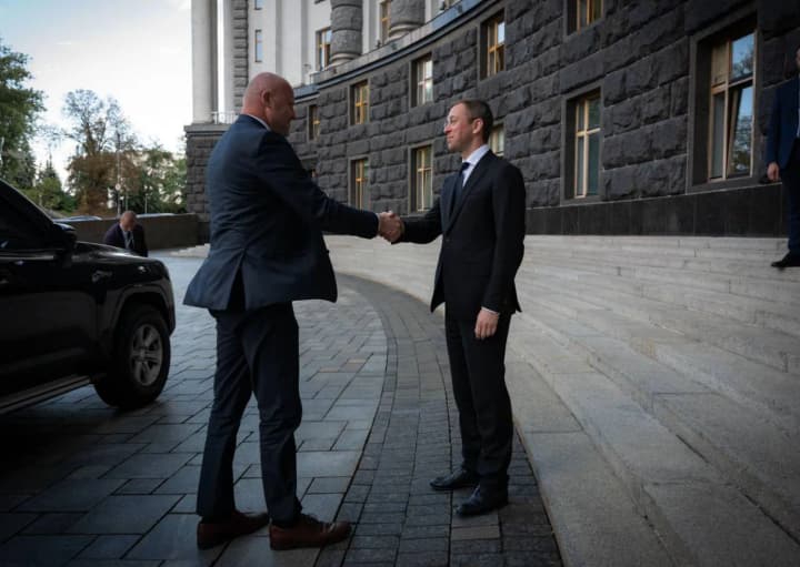 Koretskyi discussed shelters, the railway, sanctions and the drone agreement with Latvia’s prime minister in Kyiv