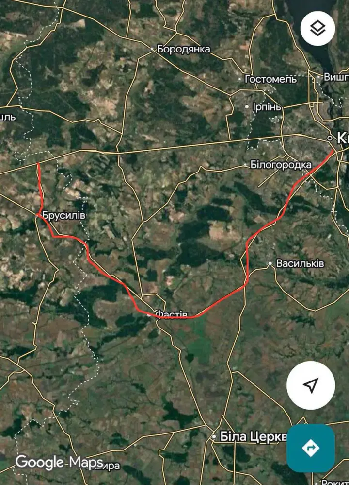 На тлі вибухів на трасі Київ - Чоп перекрили рух з 15 по 32 км