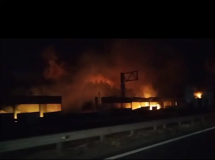 In the Kyiv region, warehouses are on fire following a Russian attack — the Regional Military Administration urged residents not to approach the scene because of explosions