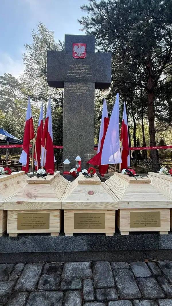 На Волині перепоховали останки 55 польських жертв трагедії 1943 року