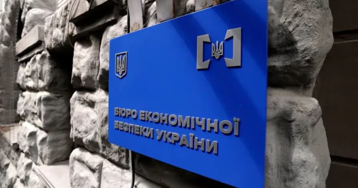 Economic Security Bureau was unable to explain why it considers aircraft leasing a royalty and hid behind the secrecy of the investigation