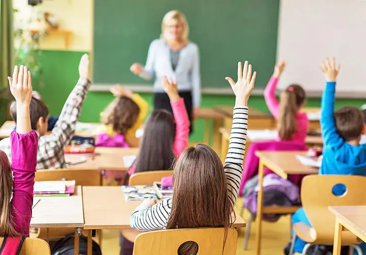 After an air raid alert or shelling, the school morning should not begin with a test — the Ministry of Education and Science has prepared recommendations for teachers