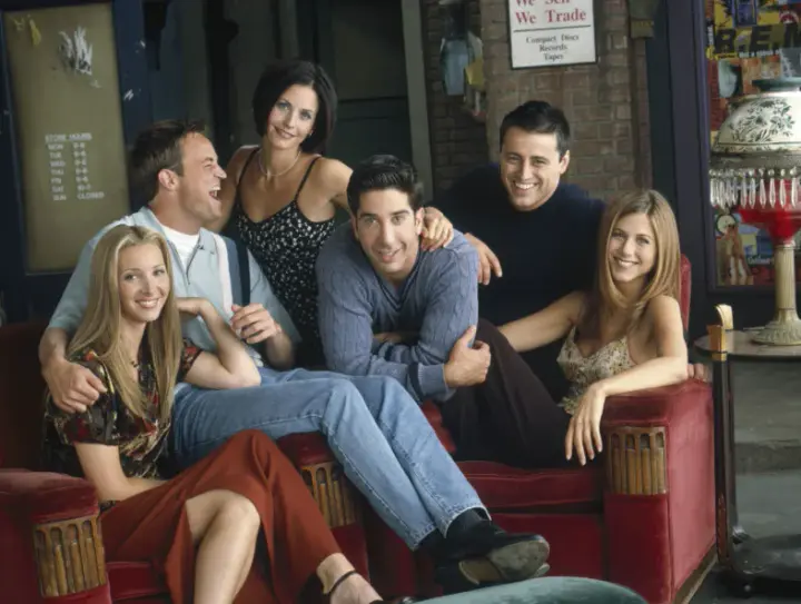 "Friends" star Lisa Kudrow revealed the request from fans that she categorically refuses to fulfill