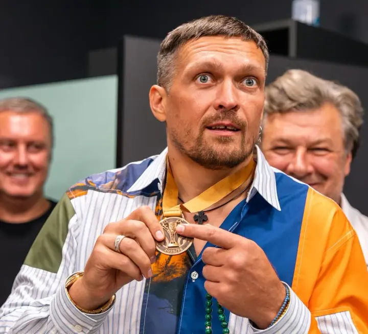 Usyk received a UPL bronze medal